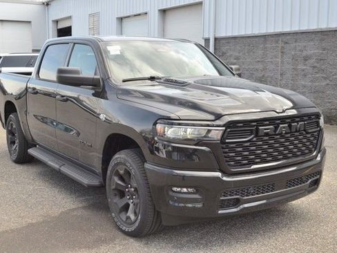 New 2026 RAM 1500 Express image 2