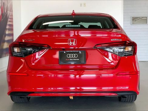 Used 2024 Honda Civic Touring image 5