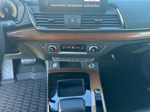 Used 2023 Audi Q5 2.0T Premium Plus w/ Premium Plus Package image 16