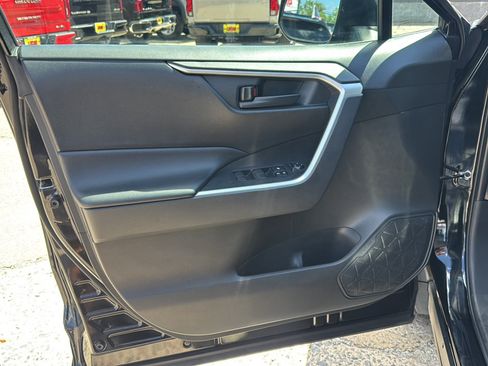 Used 2024 Toyota RAV4 LE AWD/4WD image 14