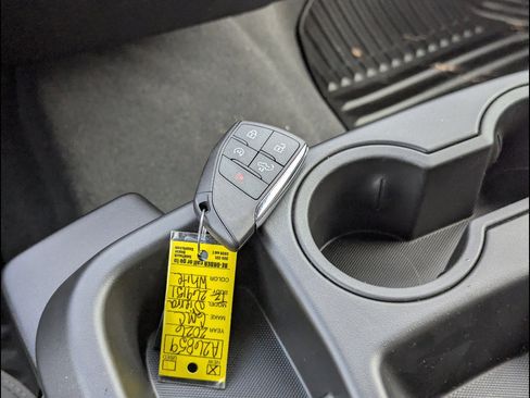 New 2026 GMC Sierra 1500 Elevation image 26