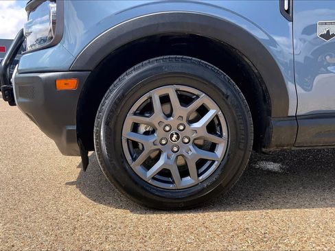 Used 2025 Ford Bronco Sport Big Bend AWD/4WD image 11
