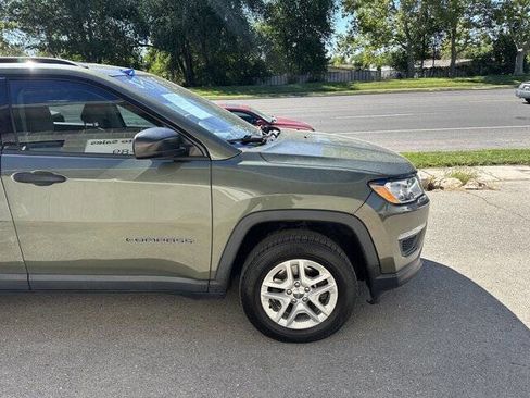 Used 2018 Jeep Compass Sport image 9