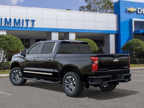 New 2026 Chevrolet Silverado 1500 High Country AWD/4WD image 3