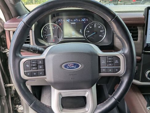 Used 2022 Ford Expedition Max Limited image 28