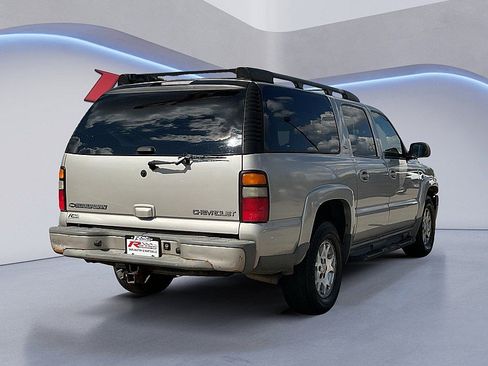 Used 2005 Chevrolet Suburban Z71 w/ Preferred Equipment Group AWD/4WD image 5