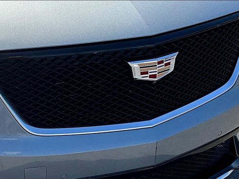 Used 2024 Cadillac XT6 Sport image 29