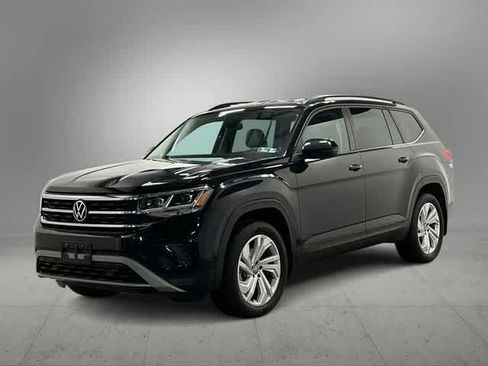 Certified 2023 Volkswagen Atlas SE image 1