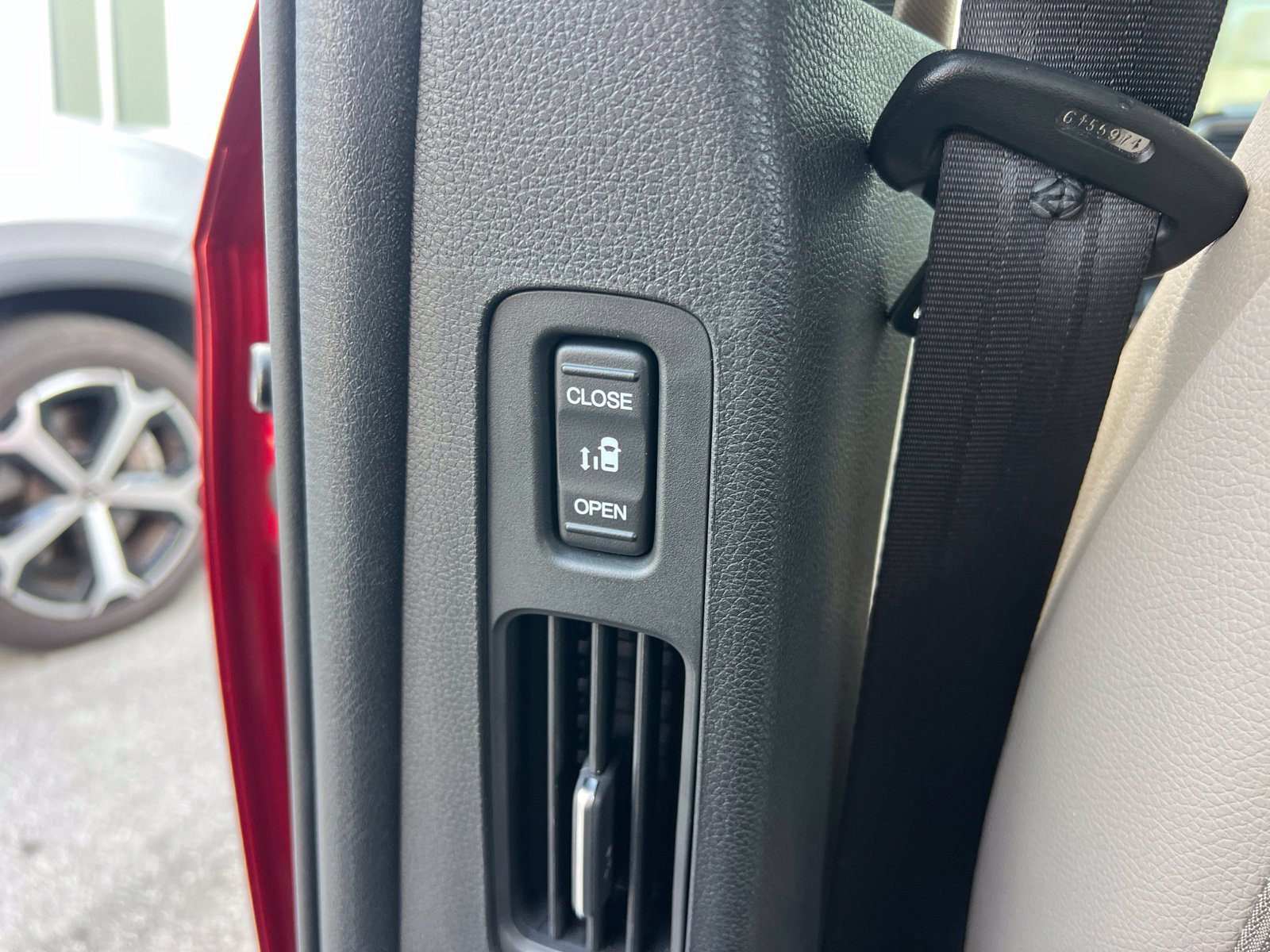 Used 2024 Honda Odyssey Touring image 37