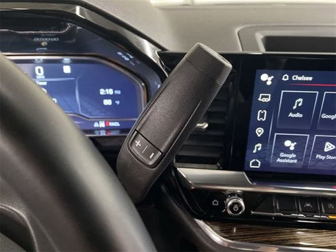 Used 2023 GMC Sierra 1500 Elevation image 24