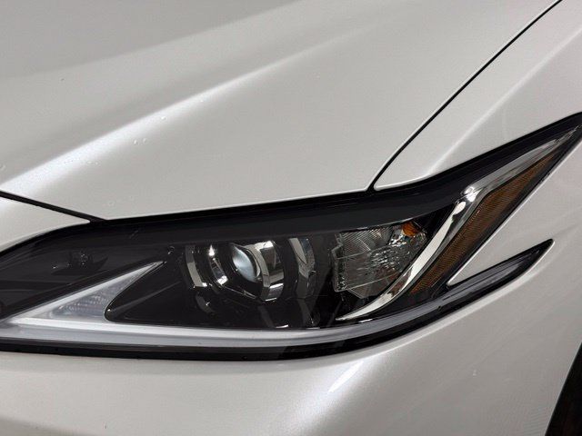 Used 2025 Lexus ES 350 w/ Premium Package FWD image 13