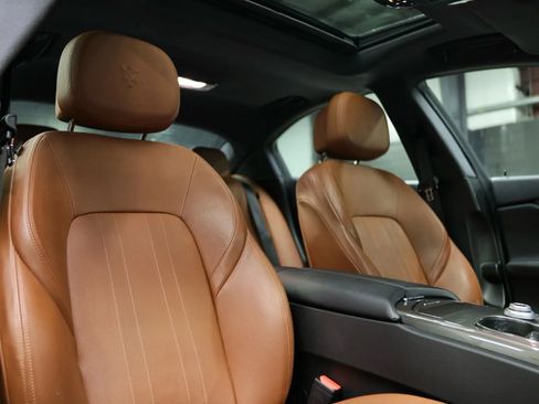 Used 2018 Maserati Ghibli image 27