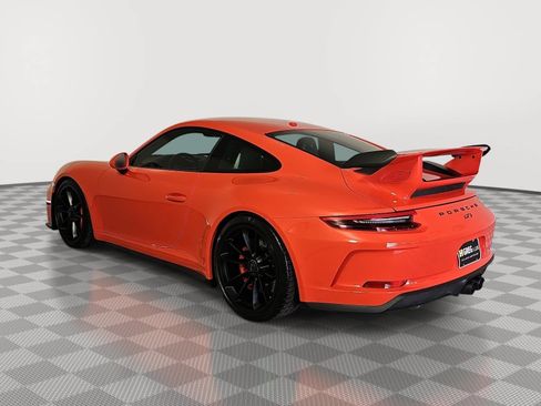 Used 2018 Porsche 911 GT3 RWD image 6