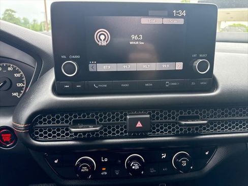 Used 2025 Honda HR-V Sport image 20