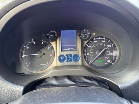 Used 2011 Lexus GX 460 image 12