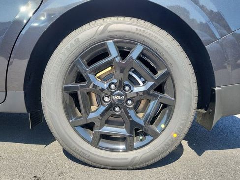 New 2026 Kia Carnival SX Prestige FWD image 7