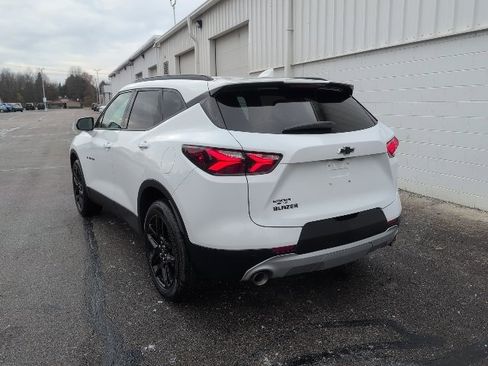 Certified 2022 Chevrolet Blazer LT w/ LPO, Black Accent Package image 5