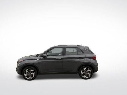 Used 2024 Hyundai Venue SEL FWD image 6