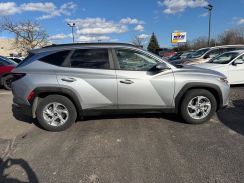 Used 2023 Hyundai Tucson SEL image 2