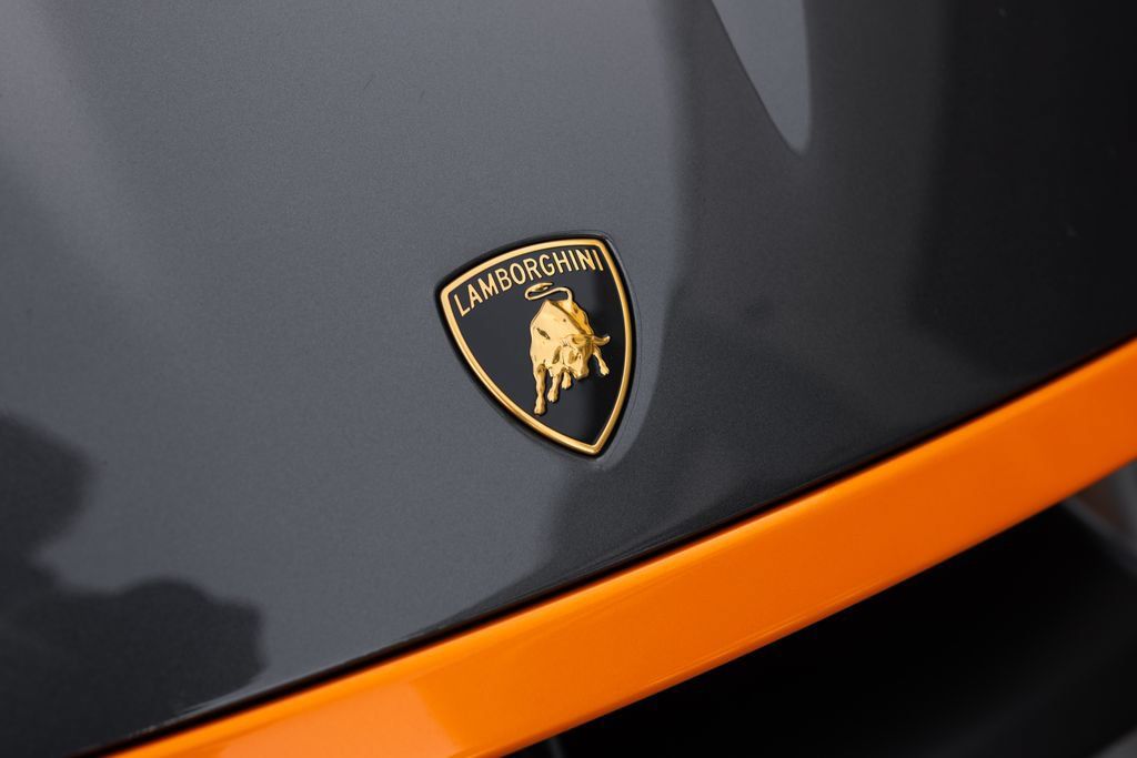Used 2023 Lamborghini Huracan STO RWD image 24
