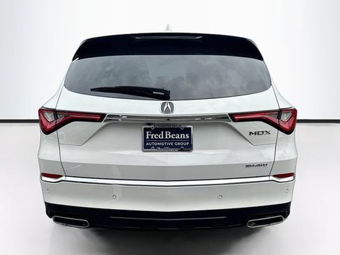 Used 2023 Acura MDX SH-AWD w/ Technology Package image 8