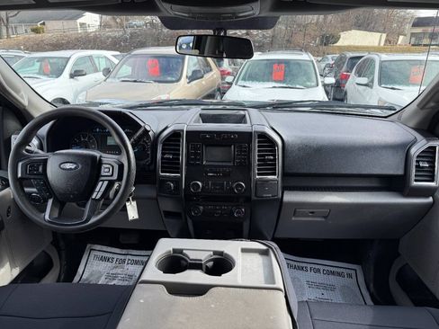 Used 2017 Ford F150 XLT AWD/4WD image 31