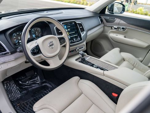 Used 2021 Volvo XC90 T6 Inscription w/ Advanced Package image 4