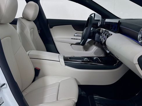 New 2026 Mercedes-Benz CLA 250 image 6