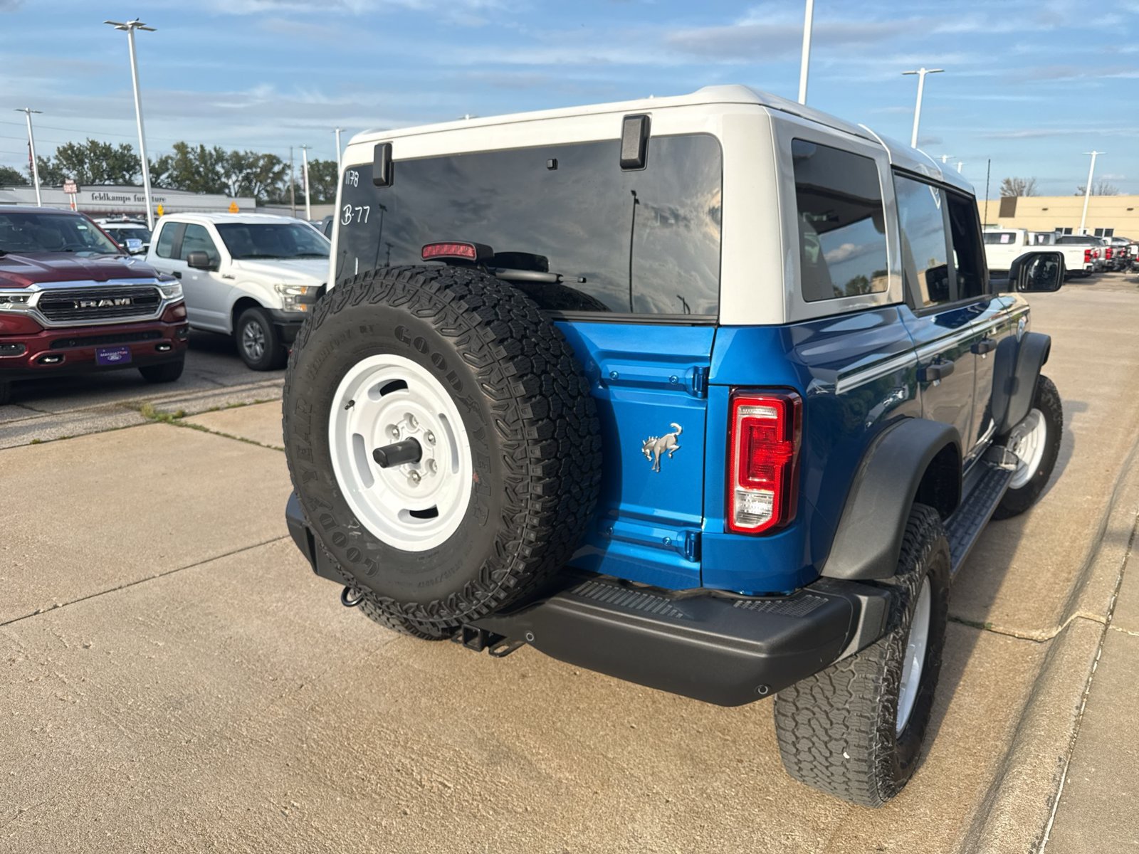 New 2026 Ford Bronco Heritage Edition AWD/4WD image 7