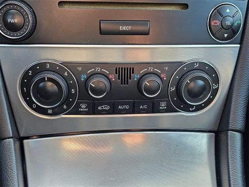 Used 2006 Mercedes-Benz C 230 Sedan image 19