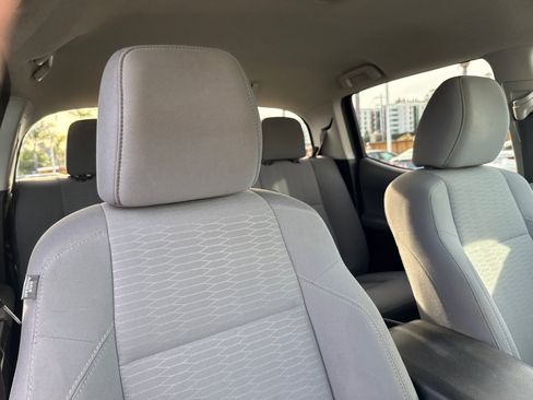 Used 2019 Toyota Tacoma SR w/ SR Convenience Package RWD image 12