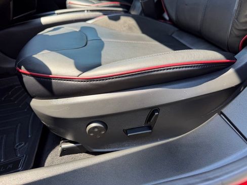 Used 2013 Tesla Model S Performance RWD image 13