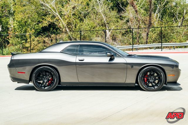 Used 2023 Dodge Challenger SRT Hellcat RWD image 10