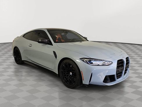 Used 2022 BMW M4 Competition w/ M Carbon Exterior Package RWD image 2