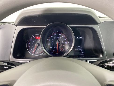 Used 2021 Hyundai Elantra SE FWD image 21