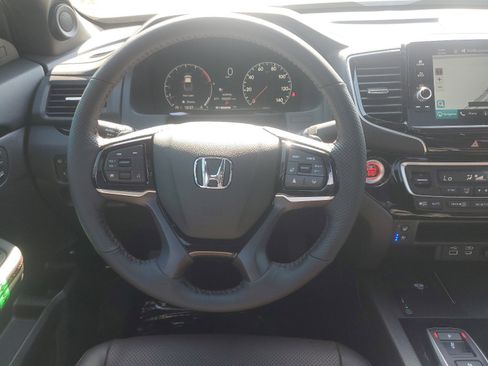 New 2026 Honda Ridgeline Black Edition image 16