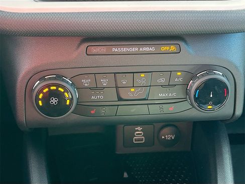 Used 2024 Ford Bronco Sport Heritage w/ Heritage Convenience Package image 15