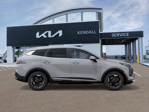 New 2026 Kia Sportage EX image 7