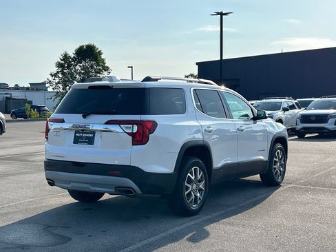 Used 2020 GMC Acadia SLT w/ LPO, Floor Liner Package FWD image 7