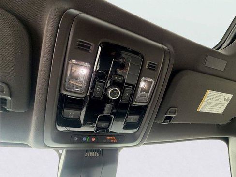 Used 2026 GMC Yukon Elevation w/ Elevation Premium Package AWD/4WD image 35