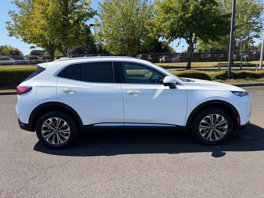 Used 2024 Buick Envision Preferred AWD/4WD image 9