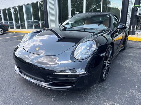 Used 2016 Porsche 911 Carrera 4S AWD/4WD image 2