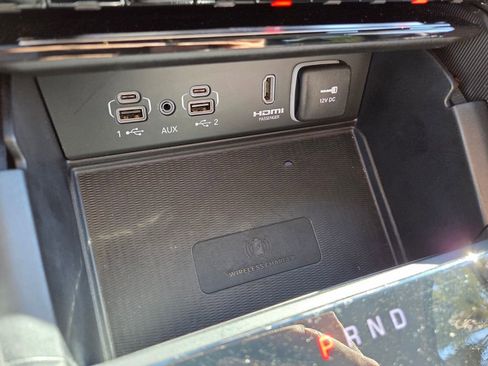 Used 2023 Jeep Grand Cherokee 4WD 4xe w/ Luxury Tech Group II image 33