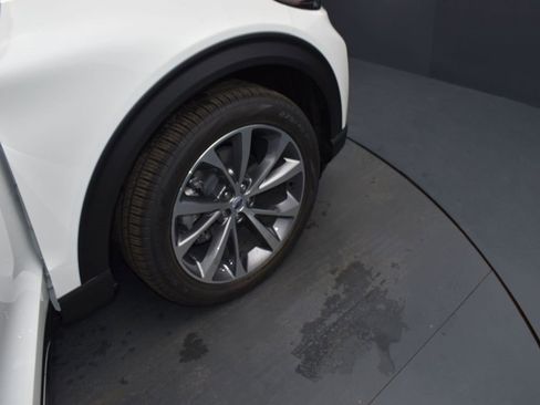 Used 2025 Ford Explorer Platinum w/ Ultimate Package image 22