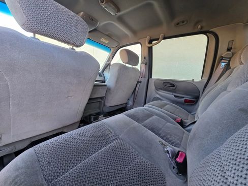 Used 2002 Ford F150 Lariat image 12