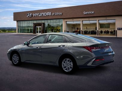 New 2026 Hyundai Elantra Hybrid