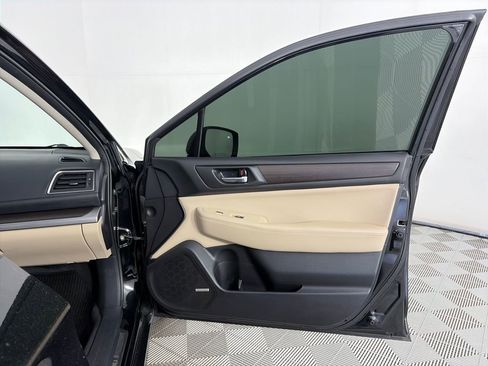Used 2017 Subaru Legacy 2.5i Limited AWD/4WD image 30