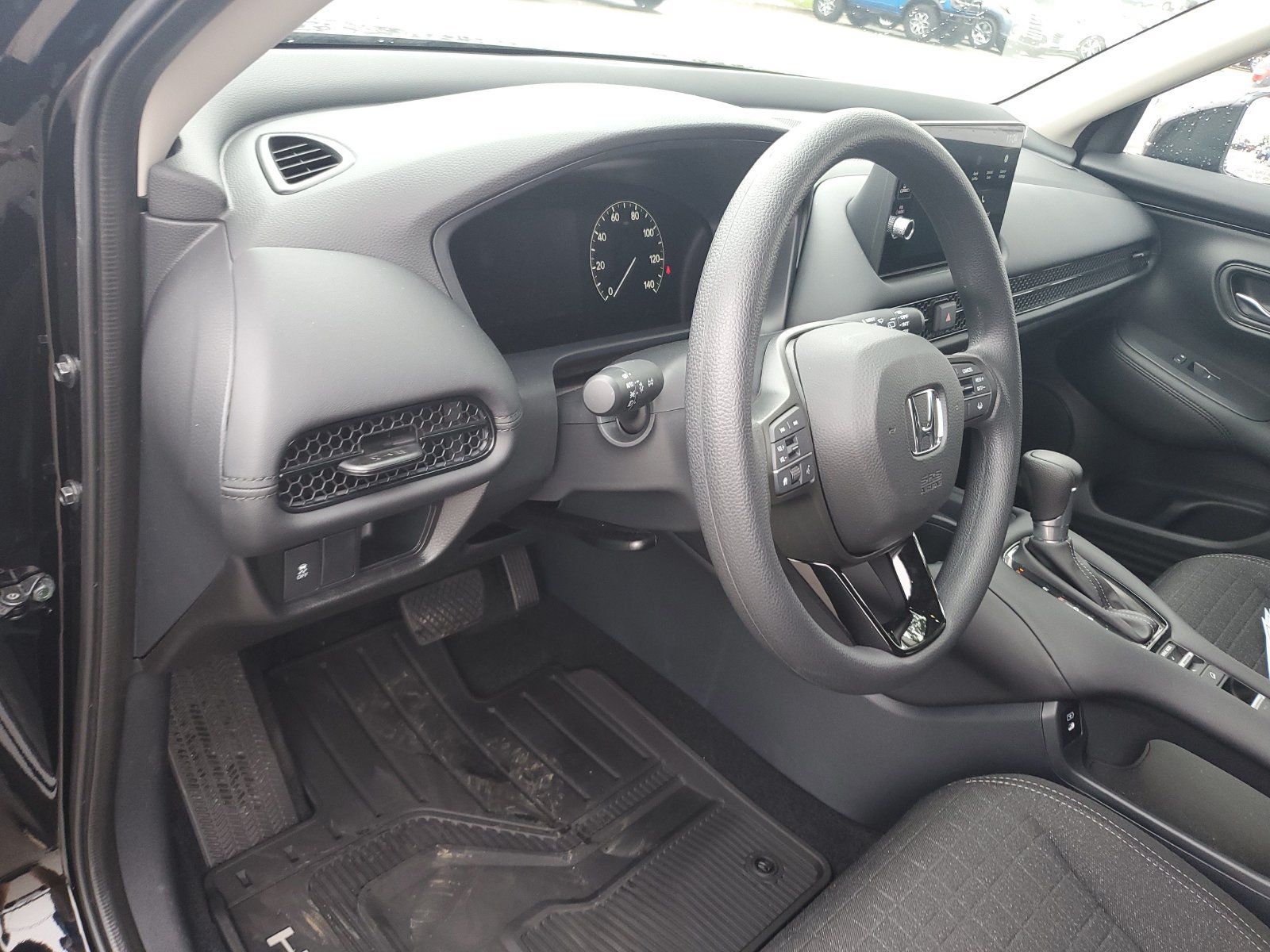 Used 2027 Honda HR-V LX image 18