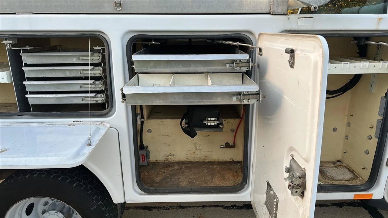 Used 2015 Ford F450 XL w/ Snow Plow Prep Package RWD image 10