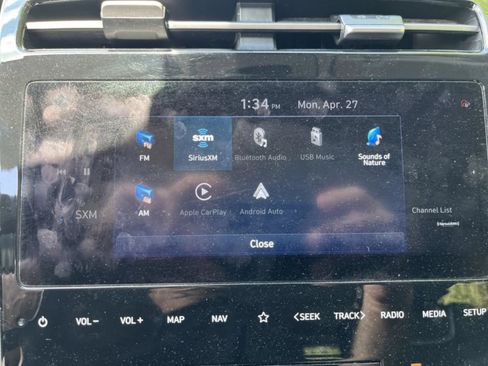 Used 2023 Hyundai Tucson Limited AWD/4WD image 16